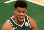 海星nba在线观看免费观看- 霍勒迪关键抢断，雄鹿加时险胜尼克斯  